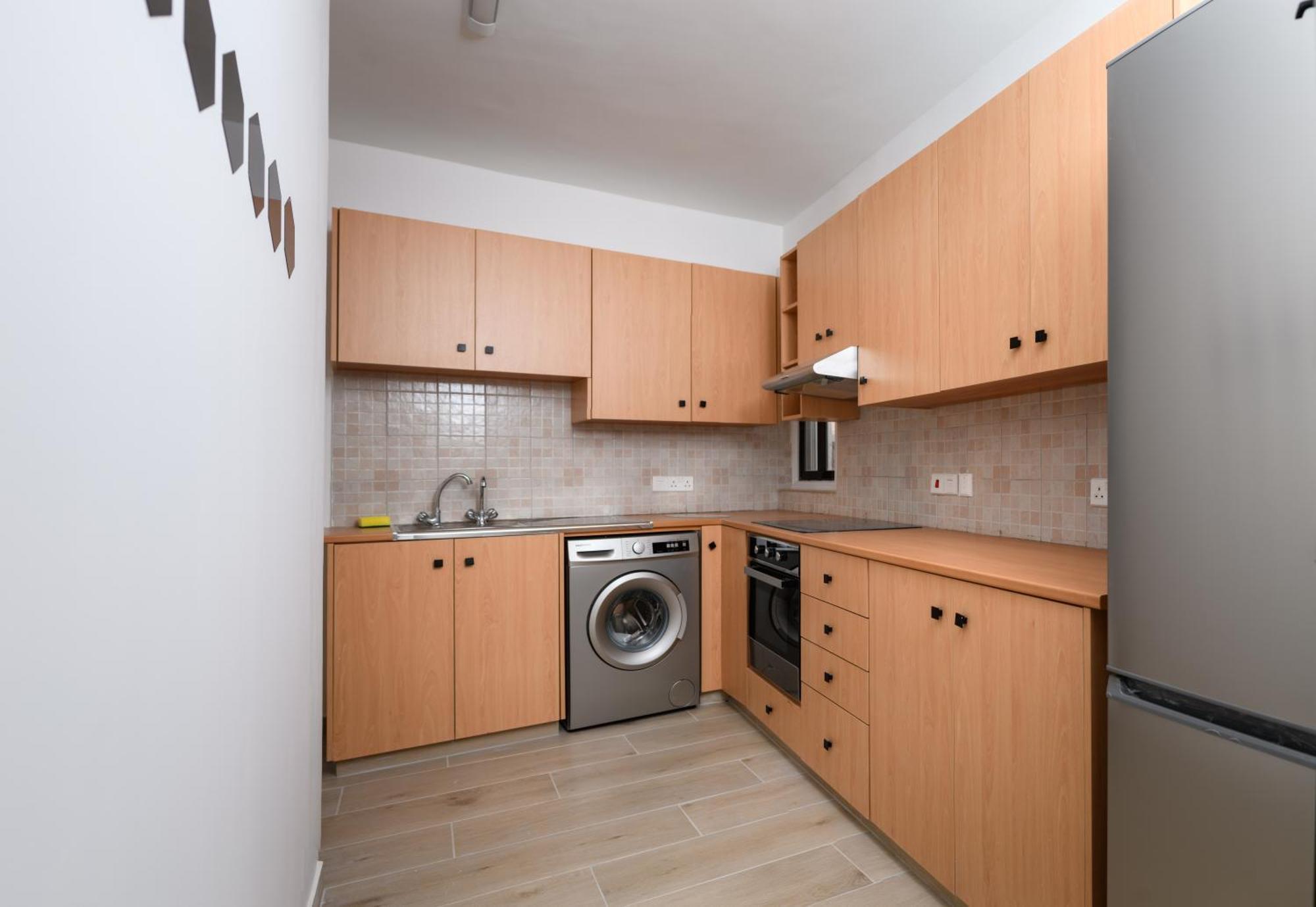 Ollies 3 Bedroom Apartment Lárnaka Kültér fotó